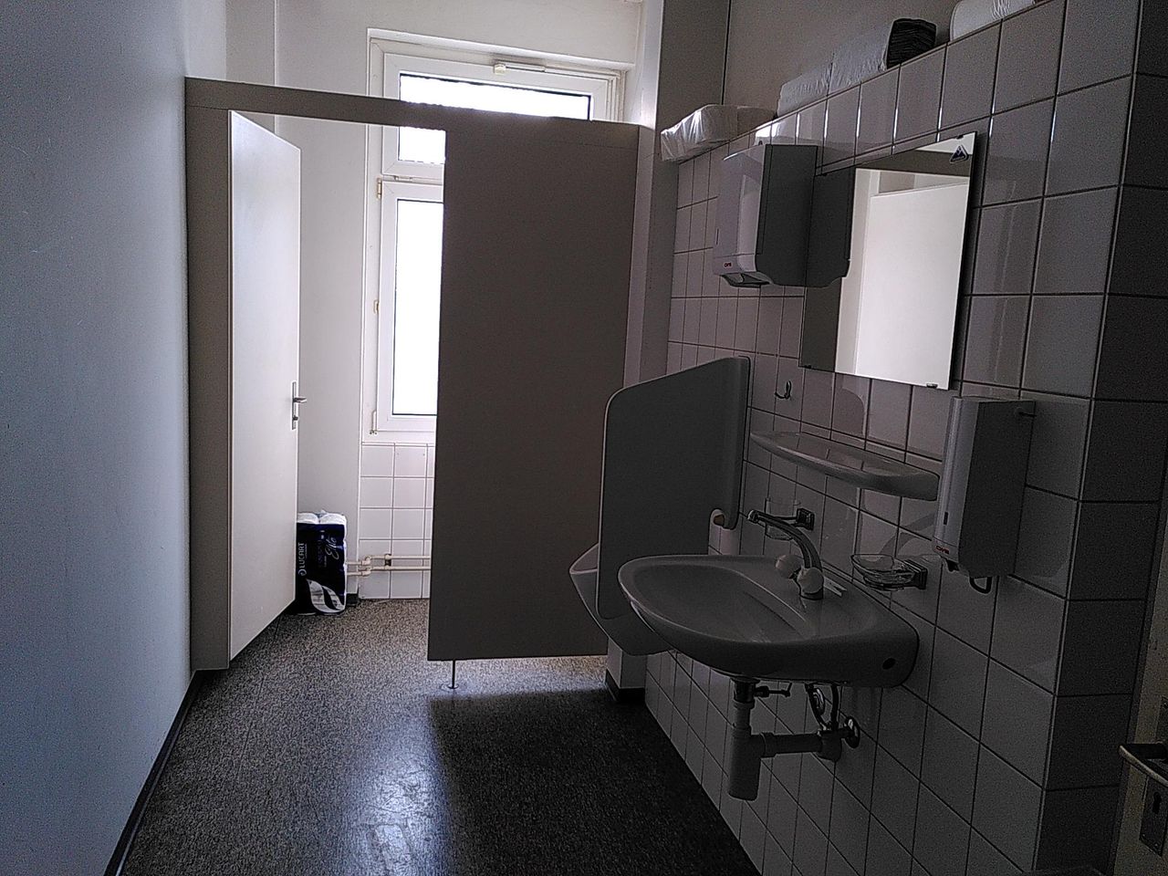 Rest van de wereld  Kantoorruimte Schreibtisch image 1