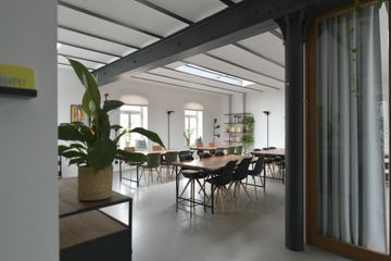 Wiesbaden Kreatives Meeting Coworking spaces Raum Karla 66qm image 1