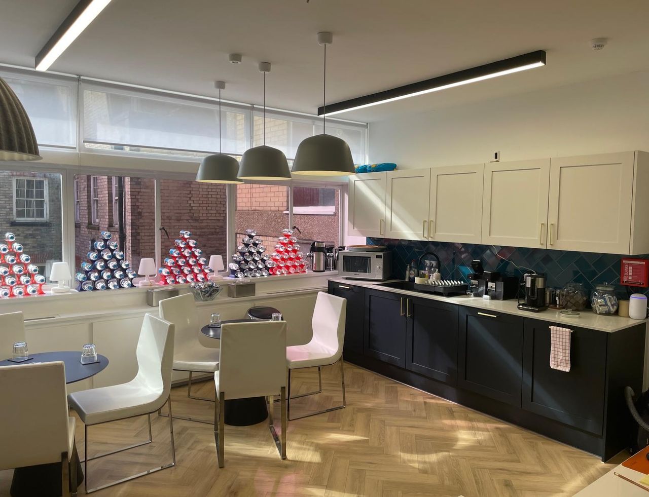 London  Meeting room W1 Workspace image 11