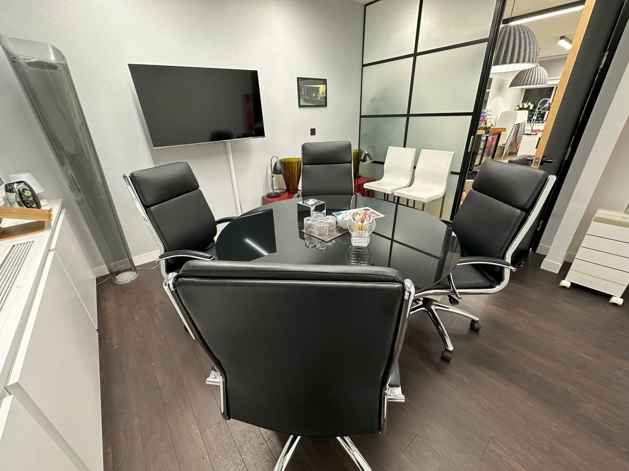 London  Meeting room W1 Workspace image 9