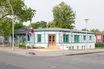 Rest of the World Ganzes Obergeschoss (OG) image 36