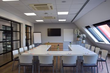 Den Haag  Bijzondere locatie Madurodam Blauwe Zaal image 0