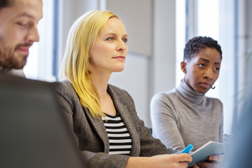 Schönefeld Präsentation Filmstudio Fotolocation & Filmlocation Berlin image 4
