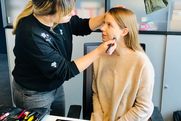 Schönefeld Präsentation Filmstudio Fotolocation & Filmlocation Berlin image 5