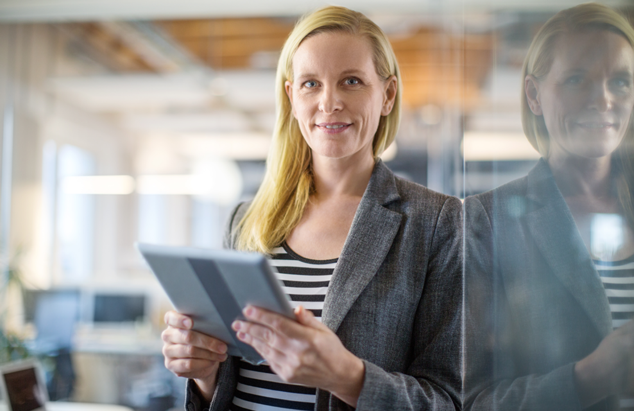 Schönefeld Präsentation Filmstudio Fotolocation & Filmlocation Berlin image 7