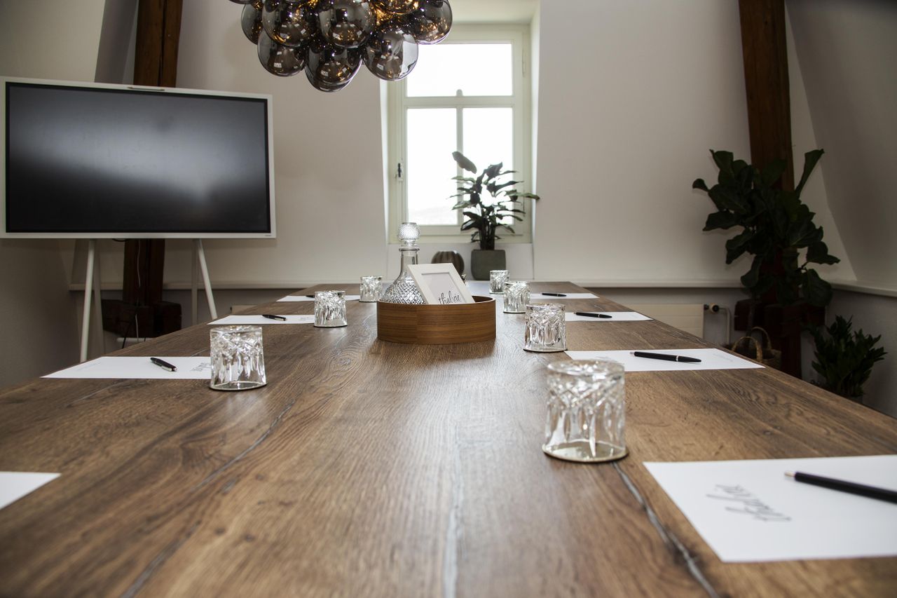 Rest der Welt Kreatives Meeting Meetingräume Handshake image 2