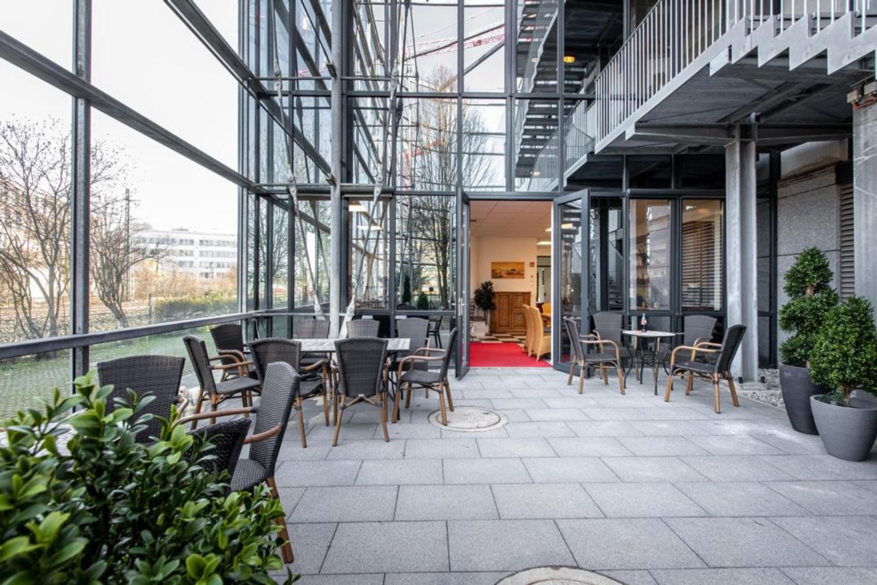 Munich Coworking Conference rooms Raum LONDON/Konferenzraum 1 image 12