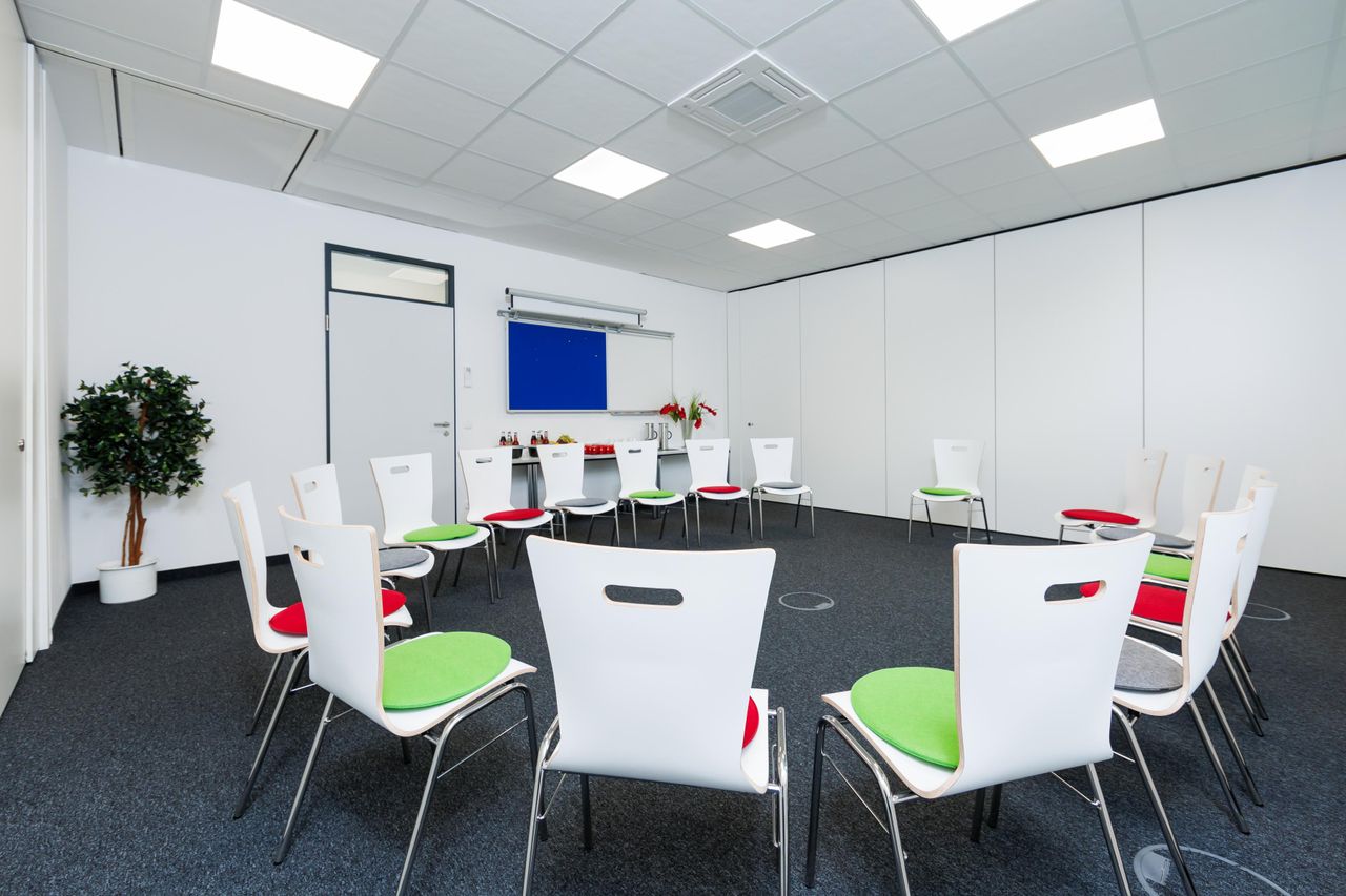 München Coworking Konferenzräume Raum LONDON/Konferenzraum 1 image 8