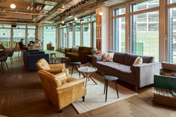 Frankfurt am Main  Coworking spaces Meeting Room M62- 5 seats image 1