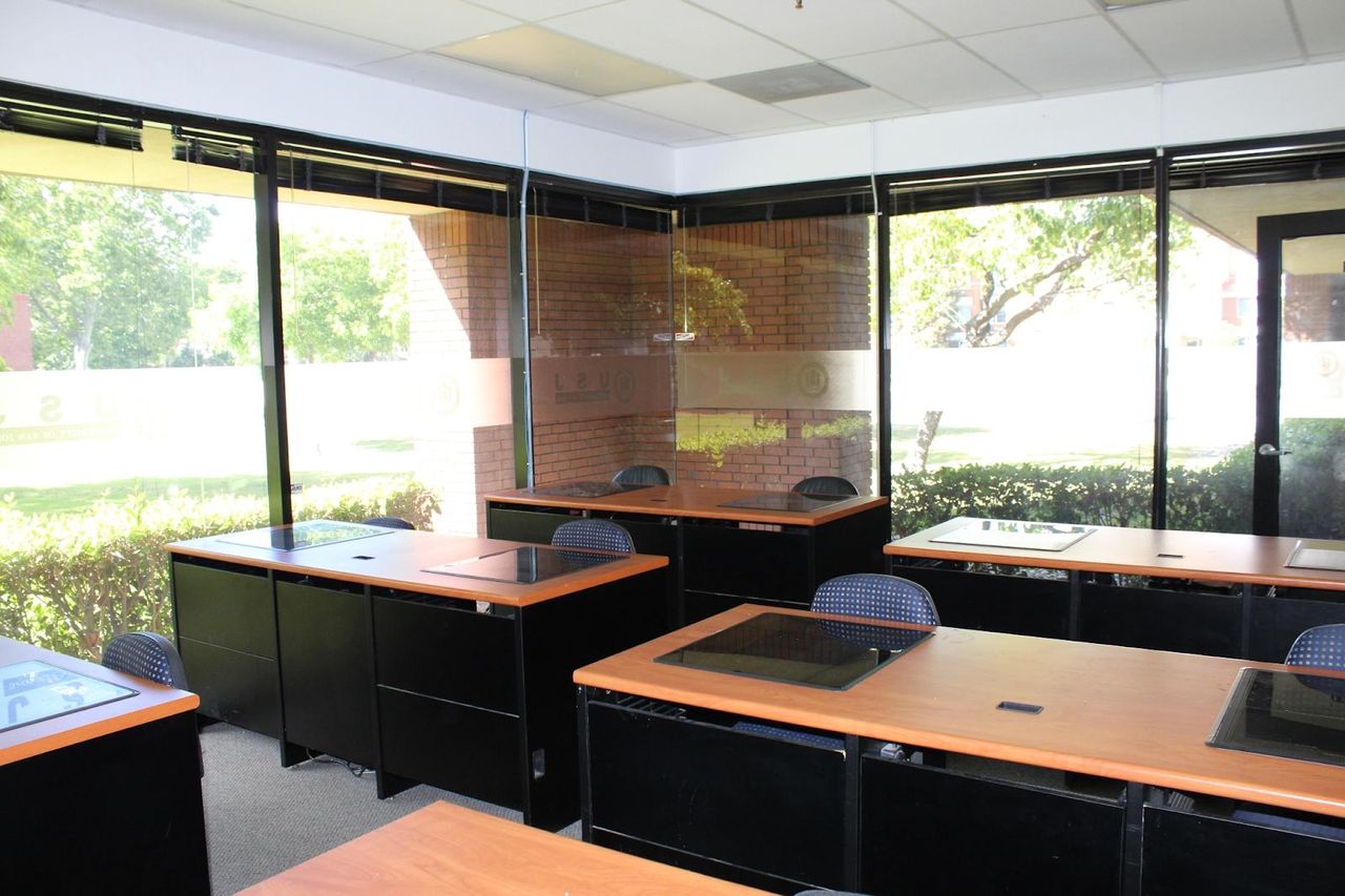 San Jose Creative Meeting Meeting rooms Room 2 image 2