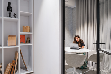 Singapore Interview Workspace Podcast Suite image 4