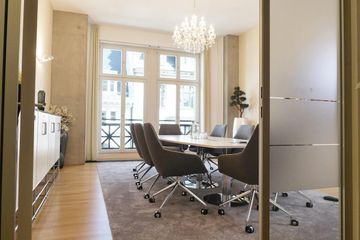 Berlin Kunden-Meeting Meeting rooms Konferenzraum VOLTAIRE image 2