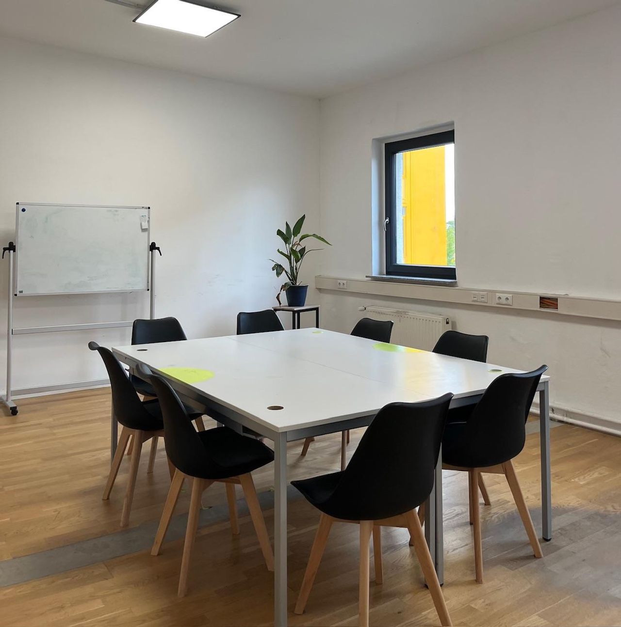 Berlin  Workshop space Room 2 image 1