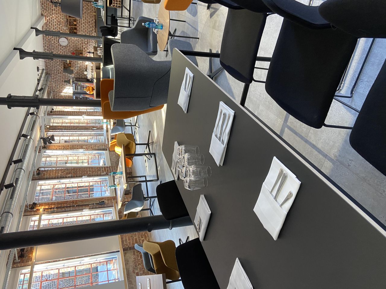 Rest der Welt Mobiles Arbeiten Tagungsraum Creative Factory R 190 image 4