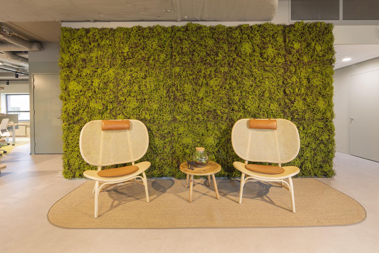 Rest of the World Mobiel Werken Coworking spaces Business Spot + / 2.20 Desk 1 image 1