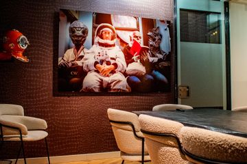 Amsterdam  Meeting room In Space image 2