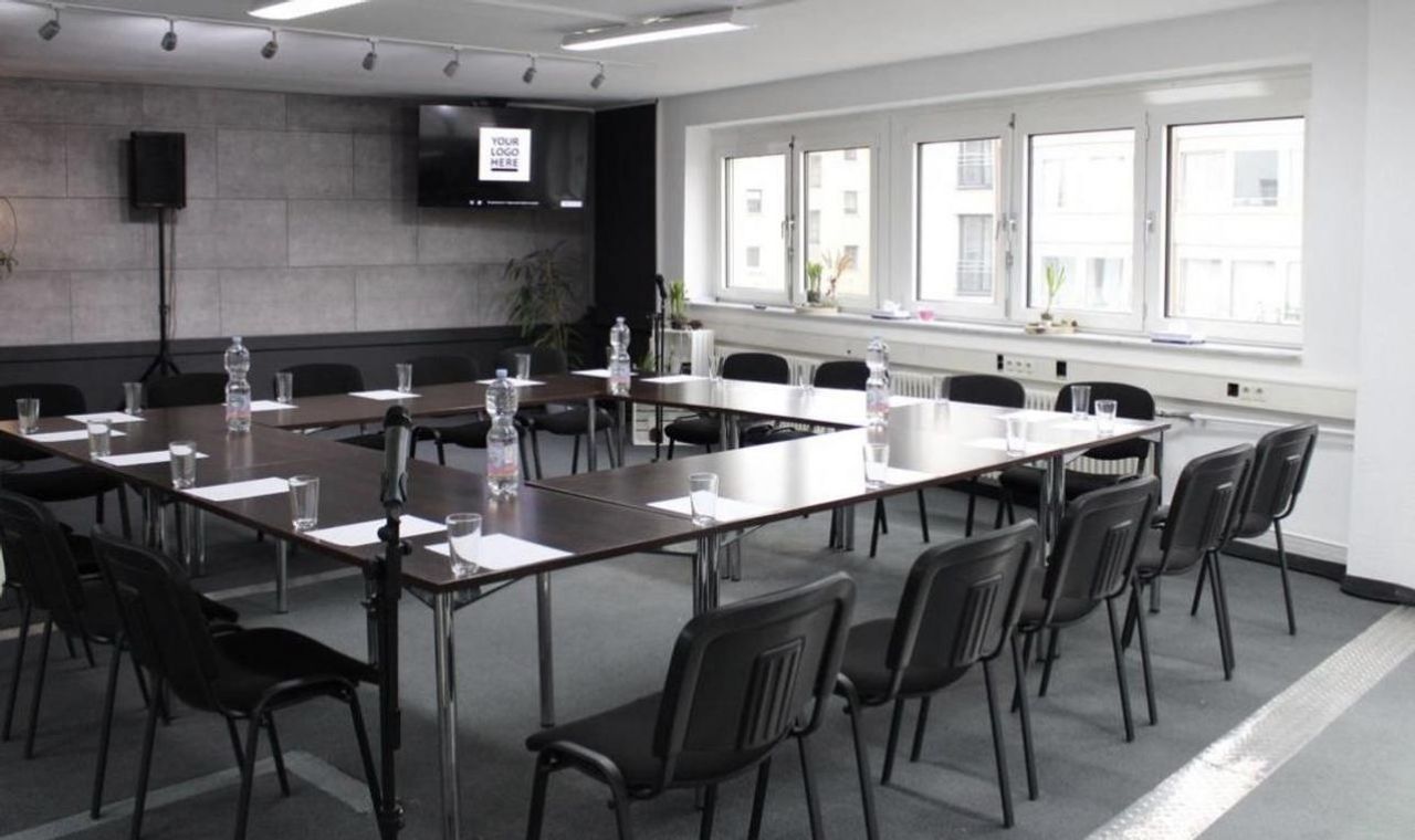 Frankfurt Mobile Working Seminar rooms Boardroom image 2