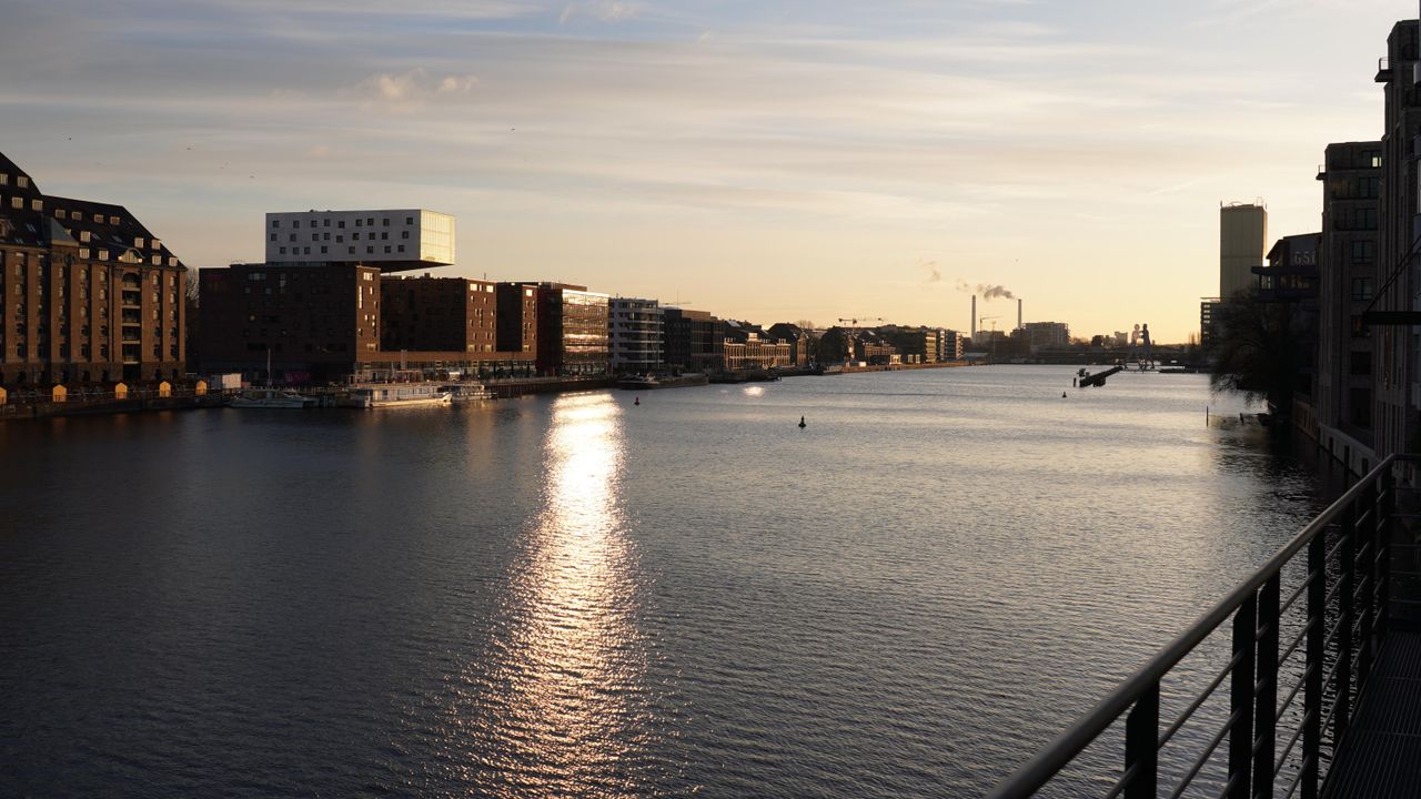 Berlin  Veranstaltungsraum Terrasse mit Blick auf Berlin image 1