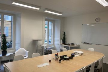 Rest der Welt Kundengespräch  Paris image 2