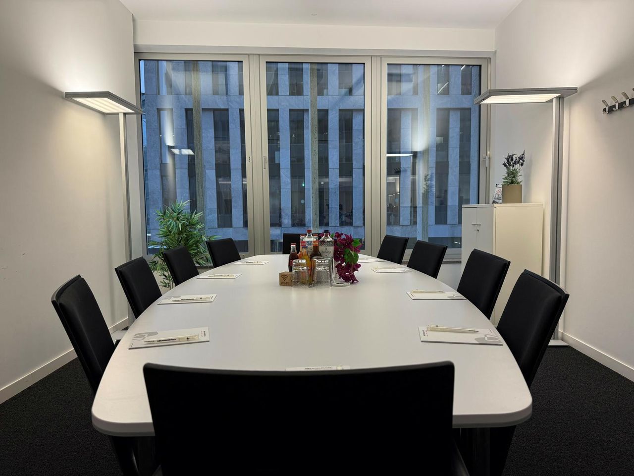 Berlijn Offsite-Meeting Bedrijvencentrum Konferenzraum Spree image 1