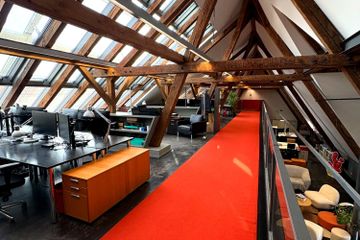 Berlin Office desk Flexibler Arbeitsplatz im Open-Space image 1