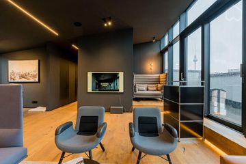 Berlin Corporate event space Penthouse & Rooftop image 10