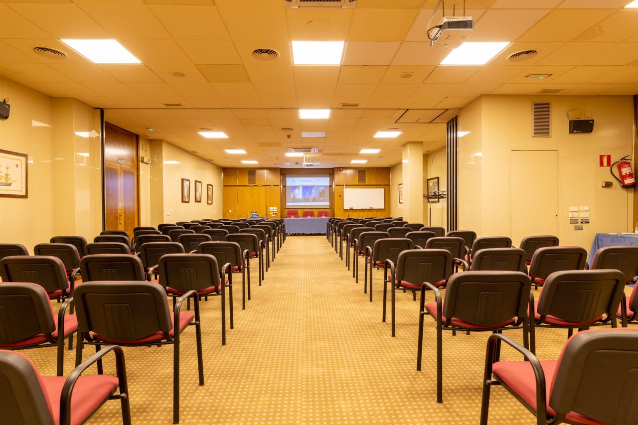 Madrid Offsite Meeting Vergaderzalen MEETING ROOM 2+3 (140 m2) image 10