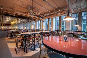 Frankfurt Christmas Party Corporate event spaces Red Room image 3