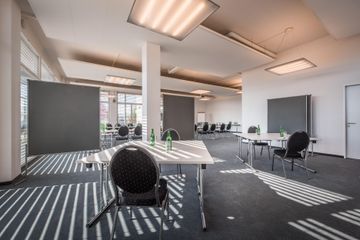 Rest of the World Seminar Boardroom Sem2 image 1