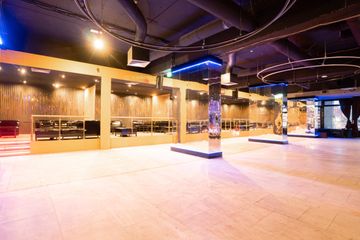 Berlin Club Balcony Am Fernsehturm image 14