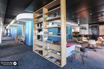 Rest of the World Coworking  Coworking Arbeitsplatz image 1