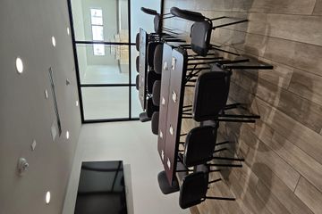 Santa Cruz Meeting rooms Flexible Meeting Room for Conferences, Viewings, Training, Boardroom, et image 1