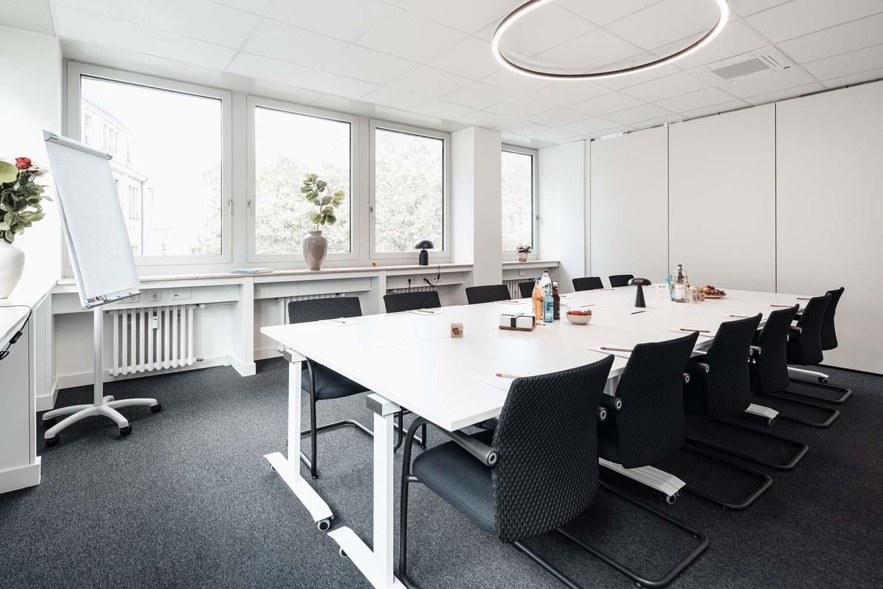 Cologne  Meeting room Konferenzraum Bergen image 1