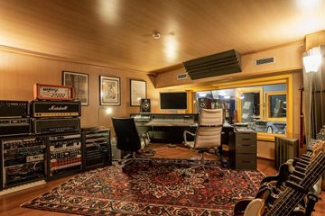 Rest der Welt Tonstudio image 1