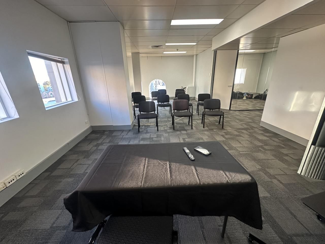 Sydney Mobile Working Seminar rooms Seminar & Meeting Room in Central Sydney image 14