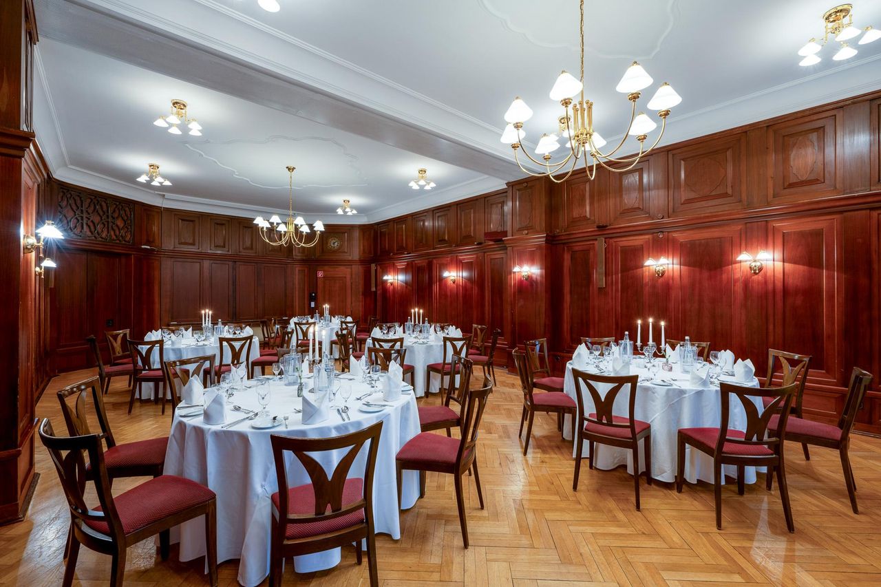 Berlin Offsite-Meeting Function Room Der Antike - Bankettsaal Jochen Klepper image 5