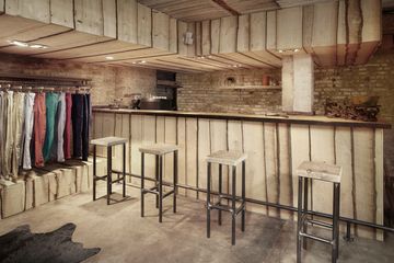 Berlijn workshop spaces Bar Old Smithy's Dizzle - Smithy's Bar image 1