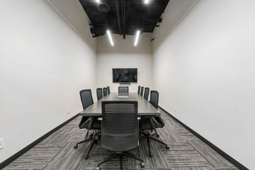 Rest of the World 10-Person Boardroom image 0