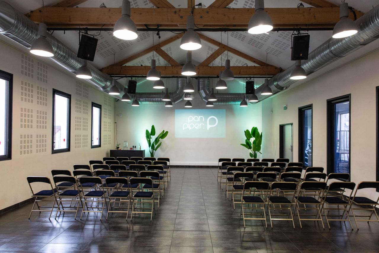 Paris Creative Meeting Corporate event space Loft à charpente image 2