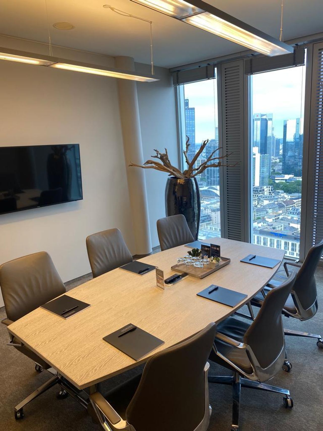 Frankfurt am Main Kreatives Meeting Bijzondere locatie Konferenzraum - 6 Personen image 2