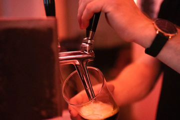 Berlijn  Bar pannierstraße 57 image 4