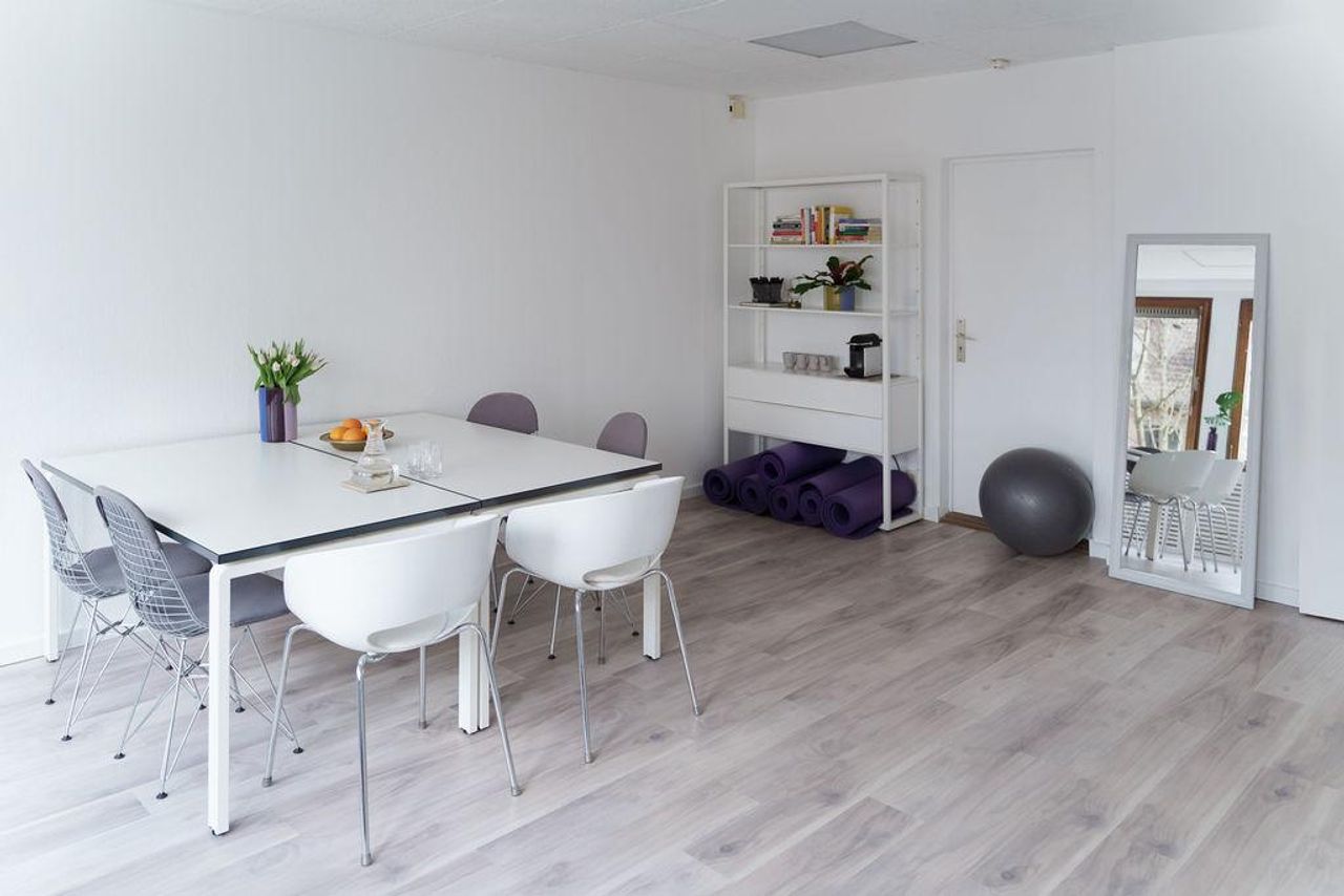 Hamburg  Veranstaltungsraum White Room image 6