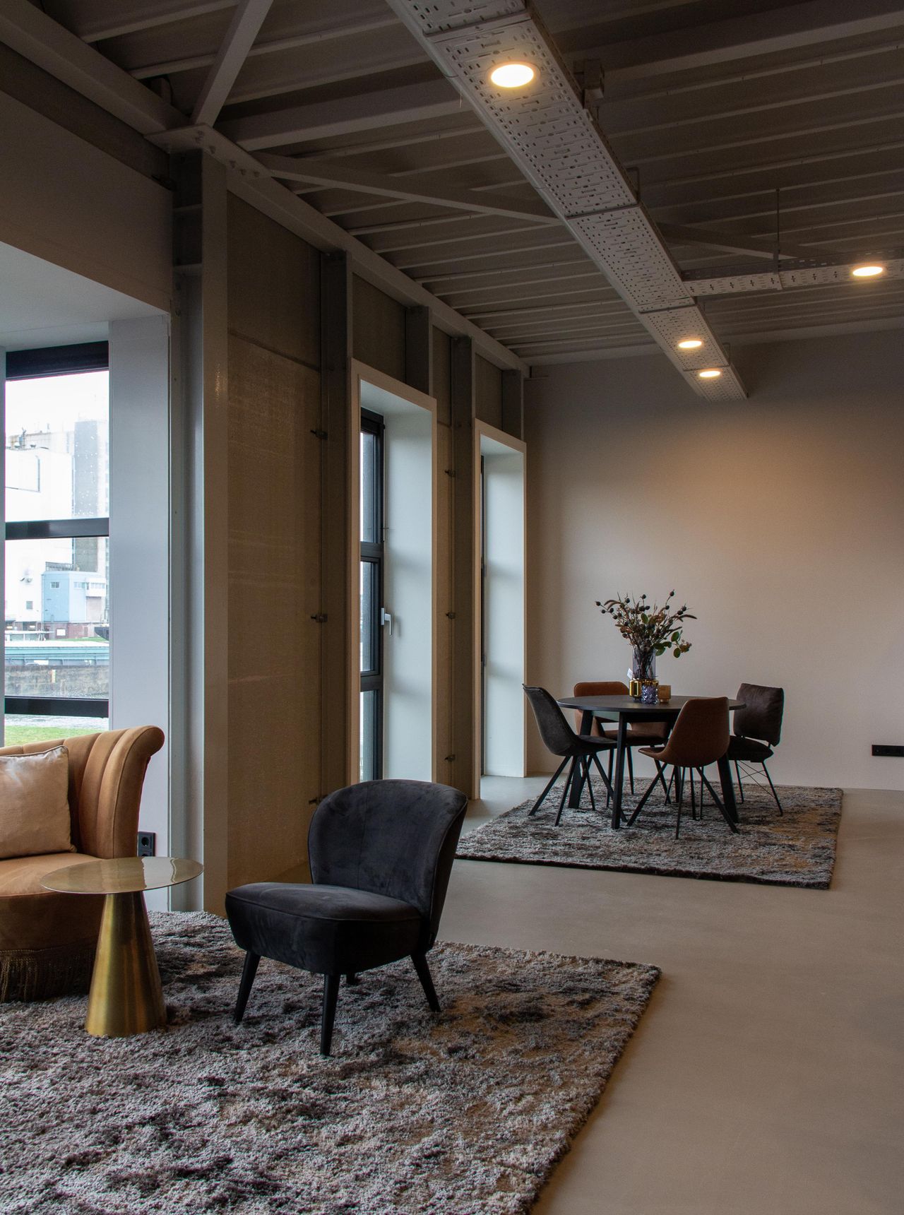 Zwolle Offsite Meeting Business center Blue XL image 12