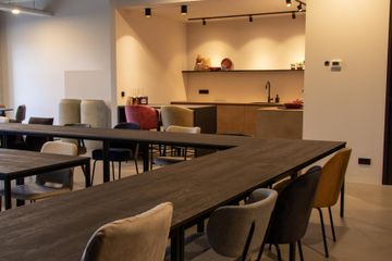 Zwolle Offsite Meeting Business center Blue XL image 7