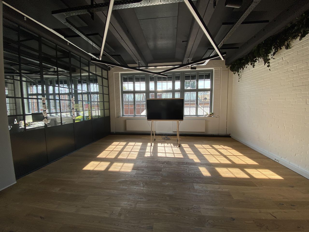 Berlin  Workshop-Räume Workshopraum im Industrie-Loft image 5