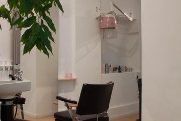 München  Studio Salon Rose image 1