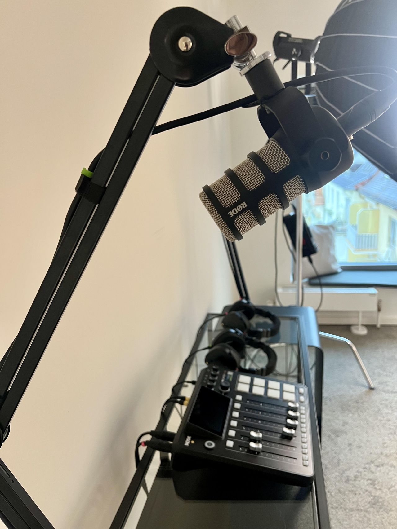 Stuttgart  Photostudio Foto & Podcast Studio image 4