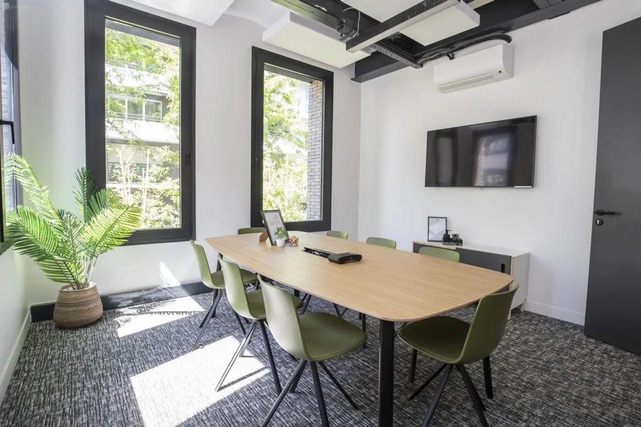 Saint-Ouen-sur-Seine  Coworking space Papi Bauer image 0