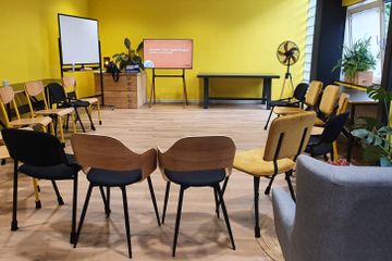 Almere Client Meeting Meeting room Lounge image 1