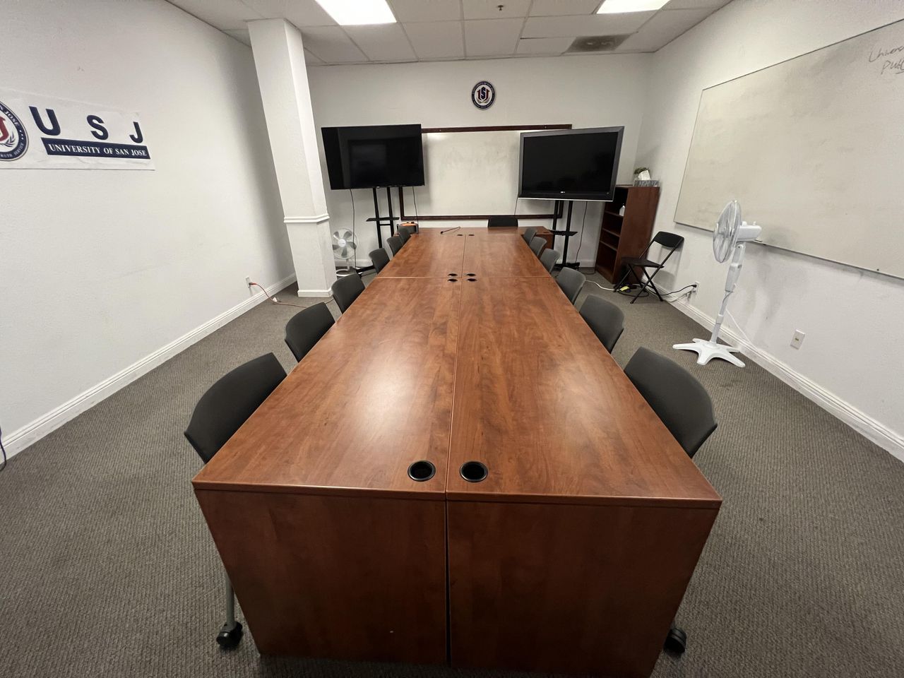 San Jose Mobile Working Meeting rooms room 124 image 19